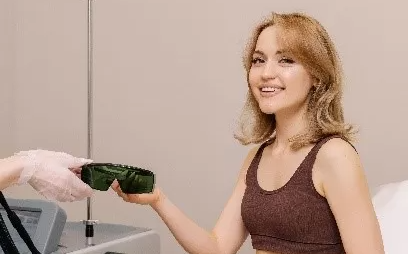 Лазерная эпиляция лица женская